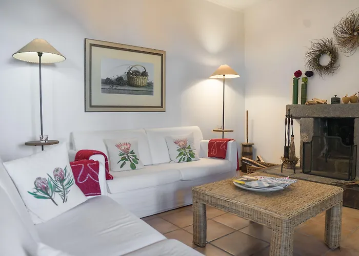 Casa Proteas São Jorge